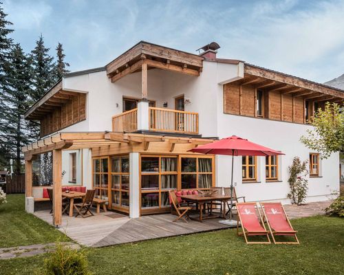 Chalet mit Terrasse und Garten