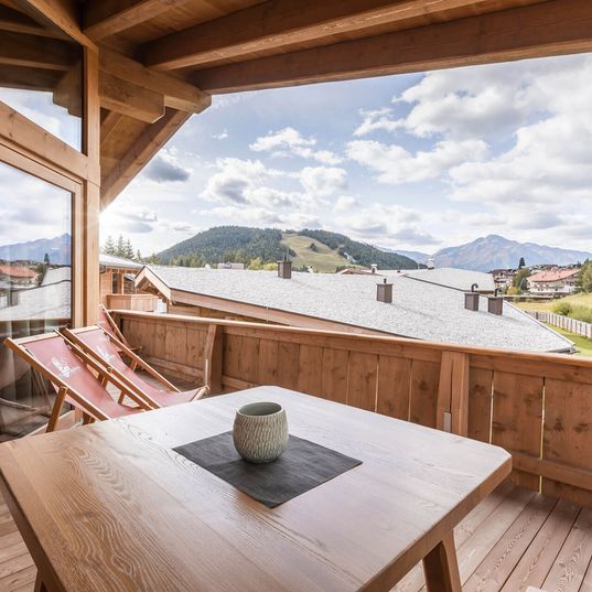 Terrasse mit Blick auf die Berge