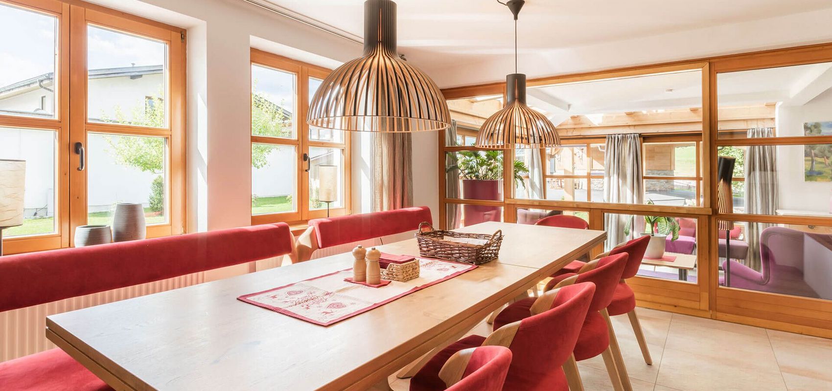 Essbereich im Löwenchalet