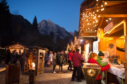 Leutascher Adventmarkt