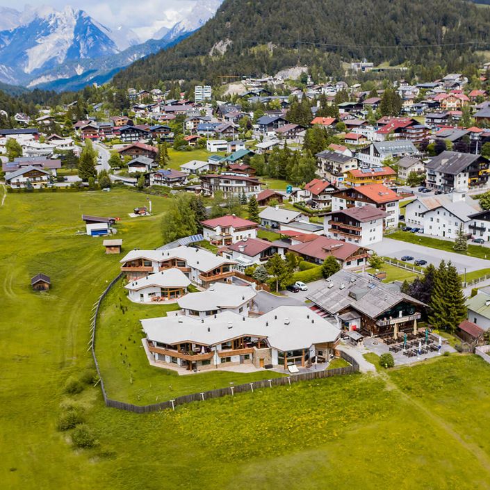 Drohnenaufnahme der Chalets