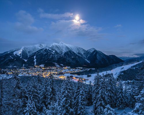 Seefeld bei Nacht