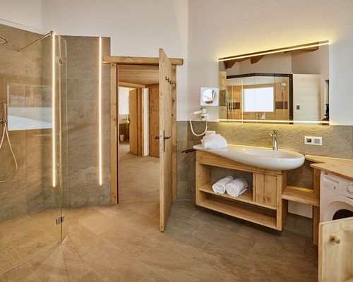 Badezimmer im Löwenchalet