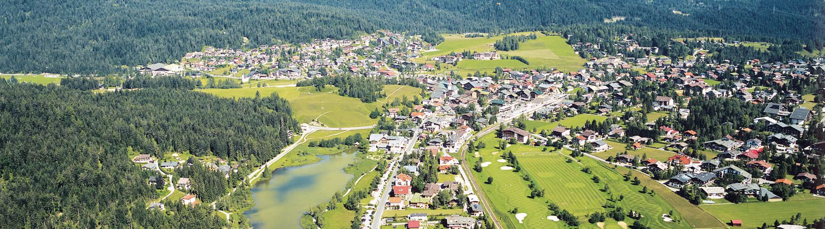 Drohnenaufnahme von Seefeld