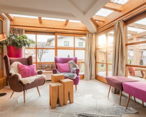 Heller Wohnbereich im Chalet