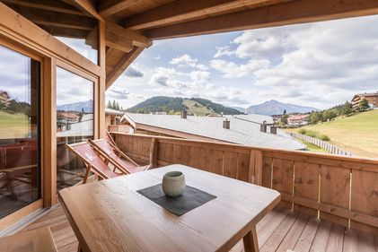 Terrasse mit Blick in die Berge